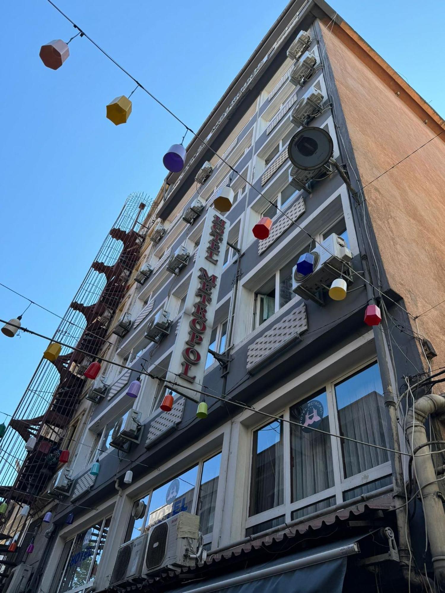 Hotel Metropol 1 Istanbul Exterior photo